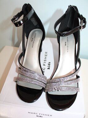 MARC FISHER Kids KENDALL SALTO MCF127-1 Black Rhinestone Heels Size 4 NEW IN BOX